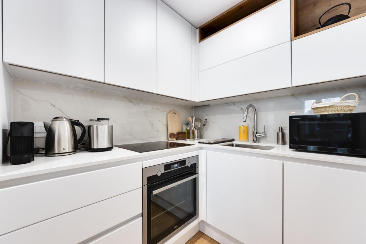 Central Apartment With Private Garage Lublana Zewnętrze zdjęcie